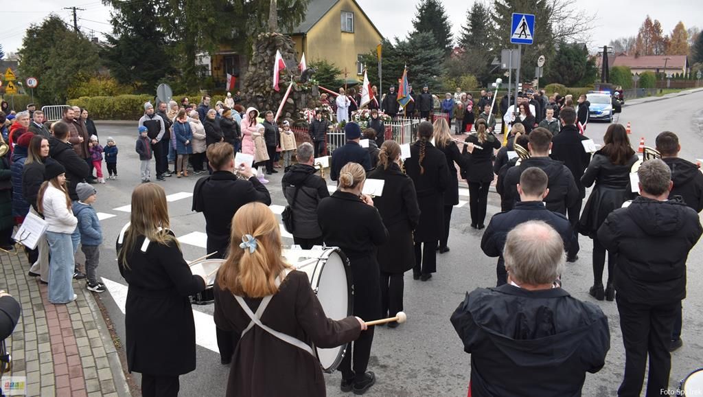 Gminne obchody Święta Niepodległości 11.11 (15) (Copy).jpg