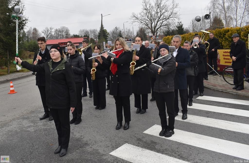 Gminne obchody Święta Niepodległości 11.11 (3) (Copy).jpg