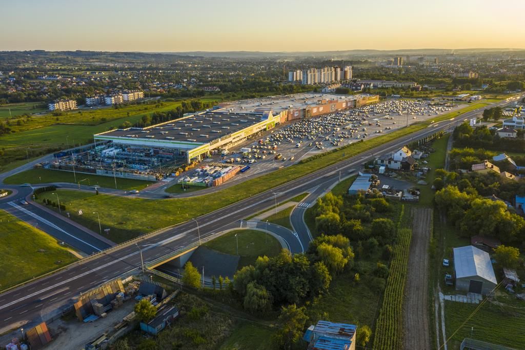 Auchan i LM przy DK 94 (2) (Copy).jpg